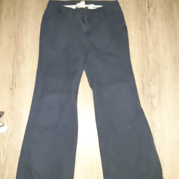 Navy Blue Khakis -Old Navy * Y2K * Sz 8 * 32x30 * Flare Bell Wide * Pant Only * - Picture 2 of 12